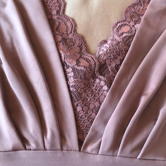 Top - Picture 5 of 6